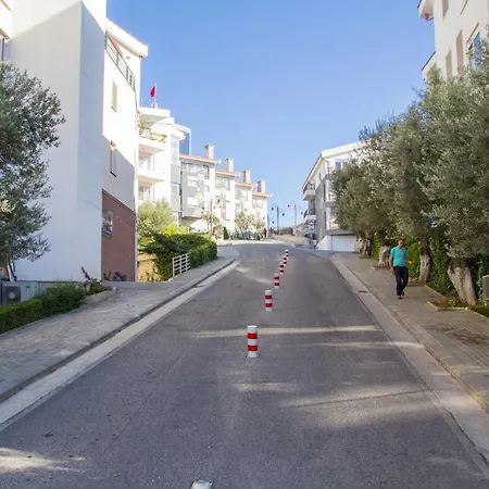 Exclusive アパート ティラナ