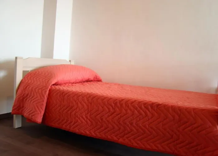 Exclusive ティラナ