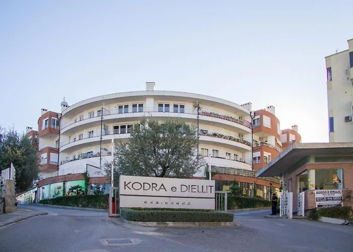 Exclusive * ティラナ